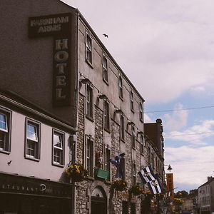 The Farnham Arms Hotel